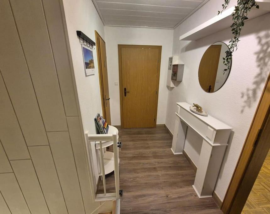 Gemuetliche Wohnung Direkt Am Kuestenkanal! Wardenburg Exterior foto